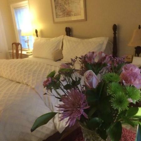 Wellesley Bed And Breakfast ภายนอก รูปภาพ
