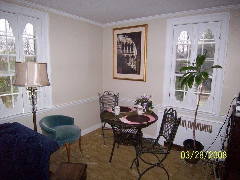 Wellesley Bed And Breakfast ภายนอก รูปภาพ
