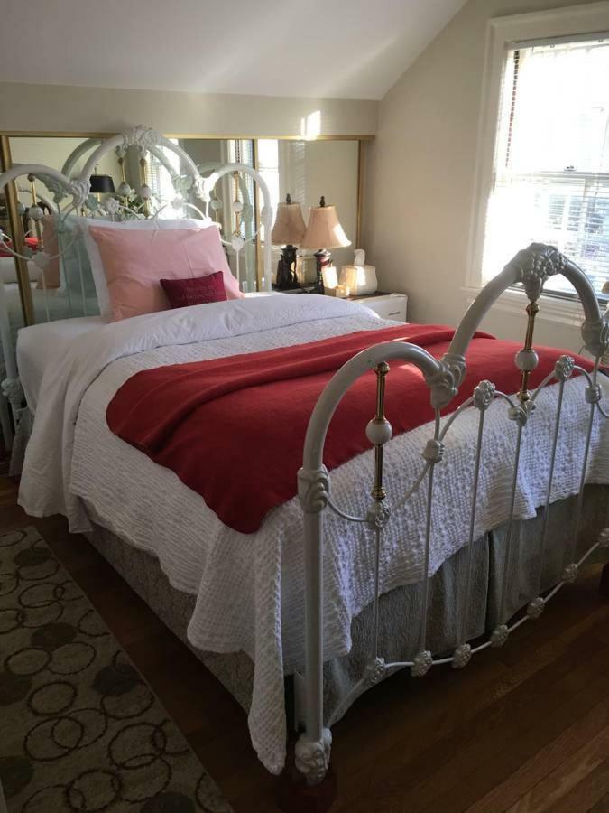 Wellesley Bed And Breakfast ภายนอก รูปภาพ